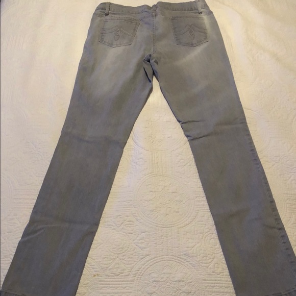 So Skinny Jeans - Picture 3 of 4